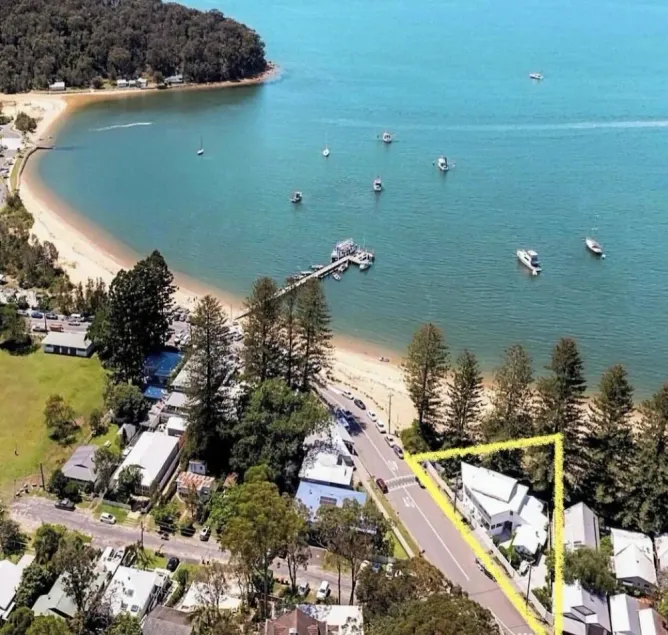 Absolute Beach Front House Panoramic Views - Image 1