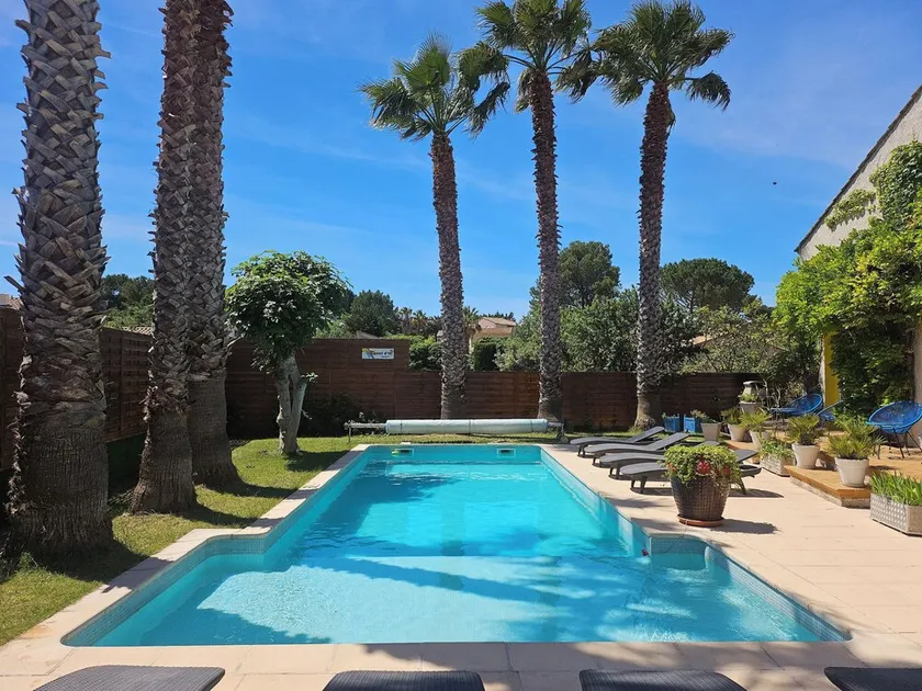 Très belle villa spacieuse, confortable et soignée. - Image 1