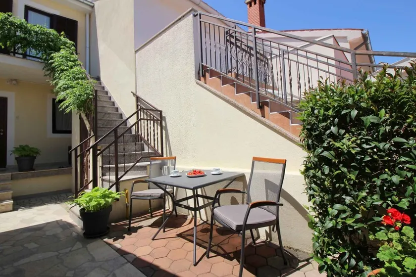 Holiday apartment near to the beach with air conditioning - Image 1