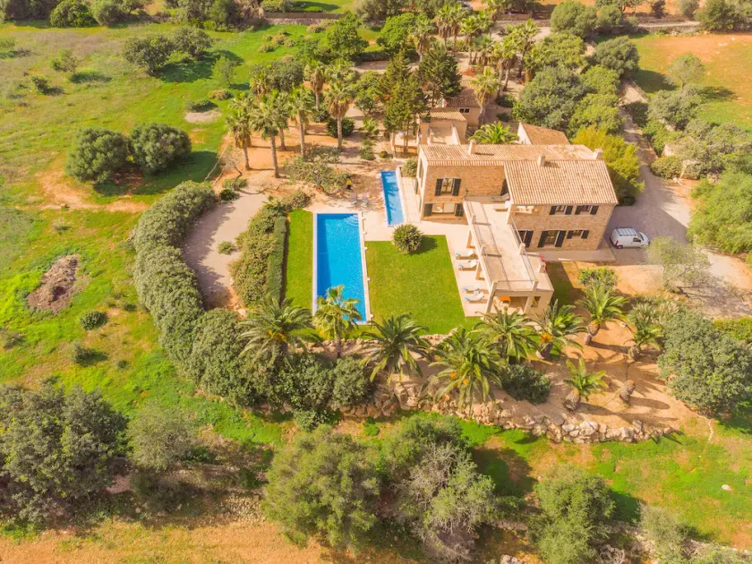 Melis ist eine fabelhafte Finca in ruhiger Landschaft gelegen mit schönem Blick - Image 1
