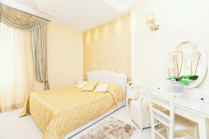 Vatican Empire - Classic Room - Image 1