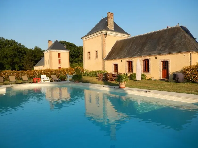Luxueux gîte avec piscine et Wifi, proche circuit 24H du Mans, animaux bienvenus - FR-1-410-430 - Image 1