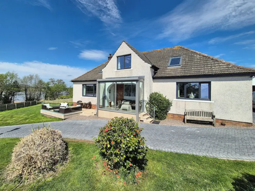 5 bedroom accommodation in Glencaple, near Dumfries - Image 1