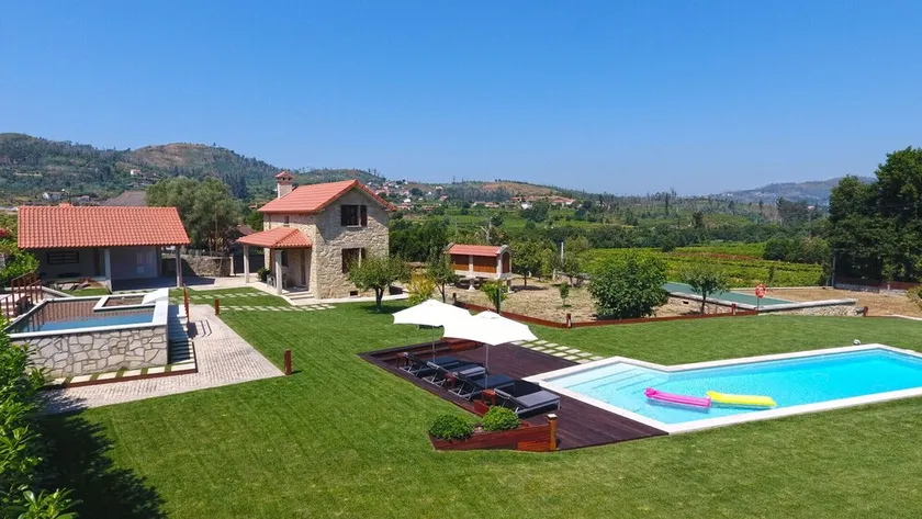 Terrada casa com piscina em Monção - Image 1