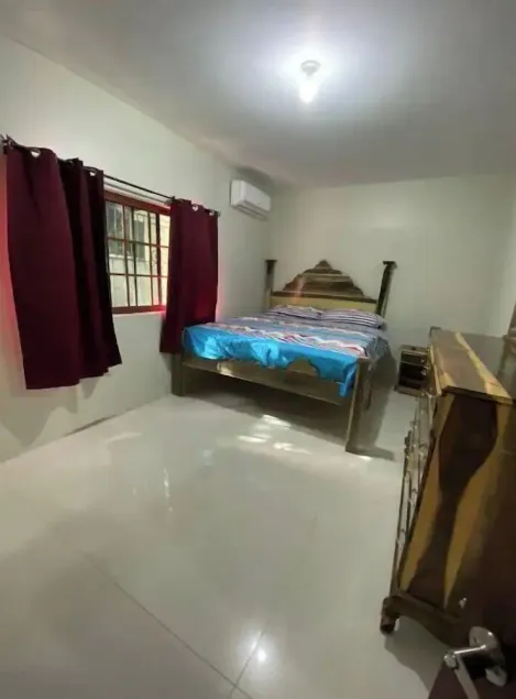 Comfortable 3 Bedrooms Suite - Image 1