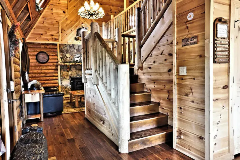 Rustic Get Away - Image 1