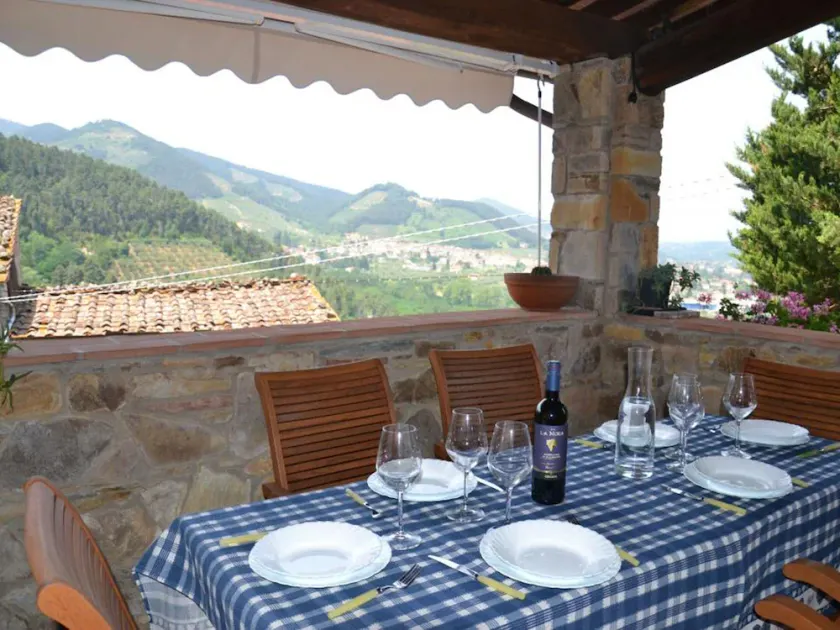 Modern Villa With Private Pool and Fenced Garden Near Lucca - Image 1