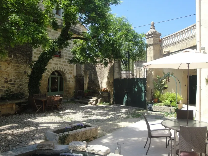 Appartement in Mas XVIIIè  3 Km von Uzès, sichergestelltes geheiztes Schwimmbad - Image 1