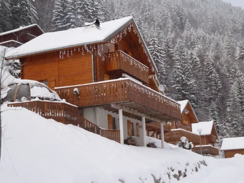 Chalet 'Les Marmottons' 4 **** med udendørs spa-internet-wifi - Image 1