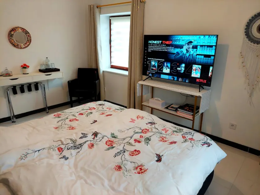 RYE Apartment Hamburg • Kitchen • Netflix - Image 1