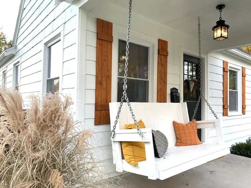 Liberty Cozy Cottage, 2 Bedroom - Image 1
