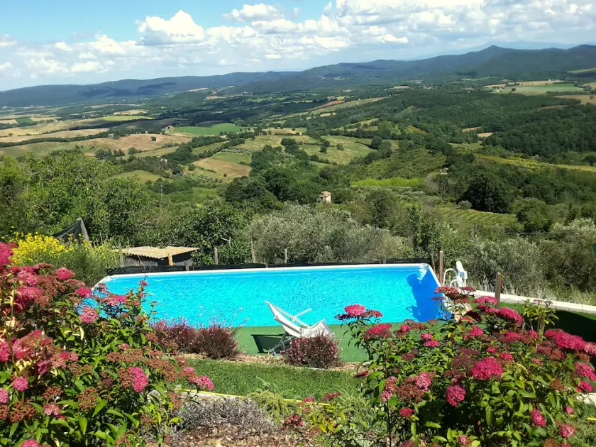 Detached villa with panoramic garden - Image 1