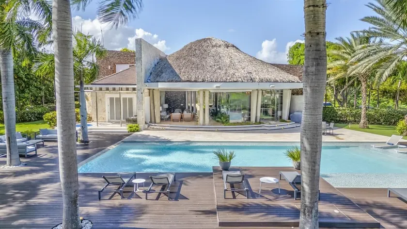 Corales 60 - State-of-the-art Villa - Image 1