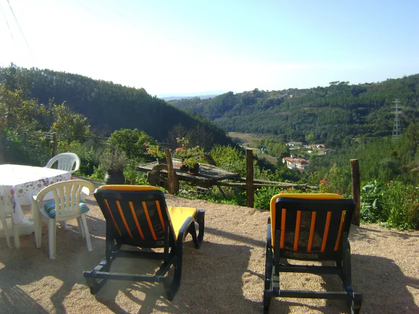 Graziosa casa per le vacanze con una vista fantastica per 6 persone, Arganil 7 km - Image 1