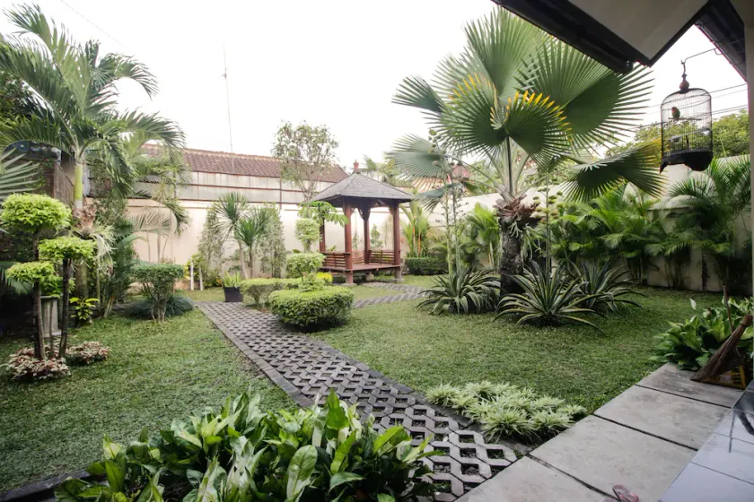 Nginap at Joy House - Image 1