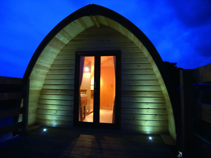 Forest cabin - Image 1