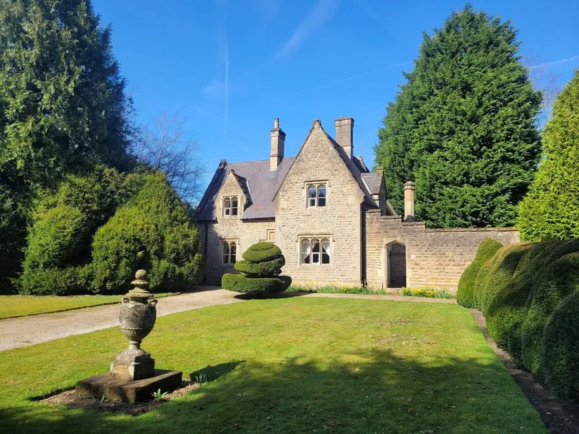Gartnere Cottage i begrundelsen for Newstead Abbey- hjemsted for Poet Lord Byron - Image 1