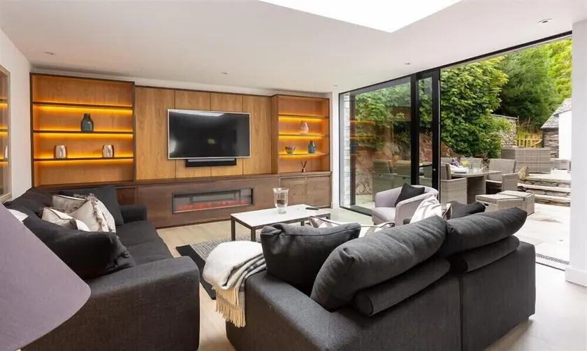 UNDERHOWE, family friendly, with open fire in Grasmere - Image 1