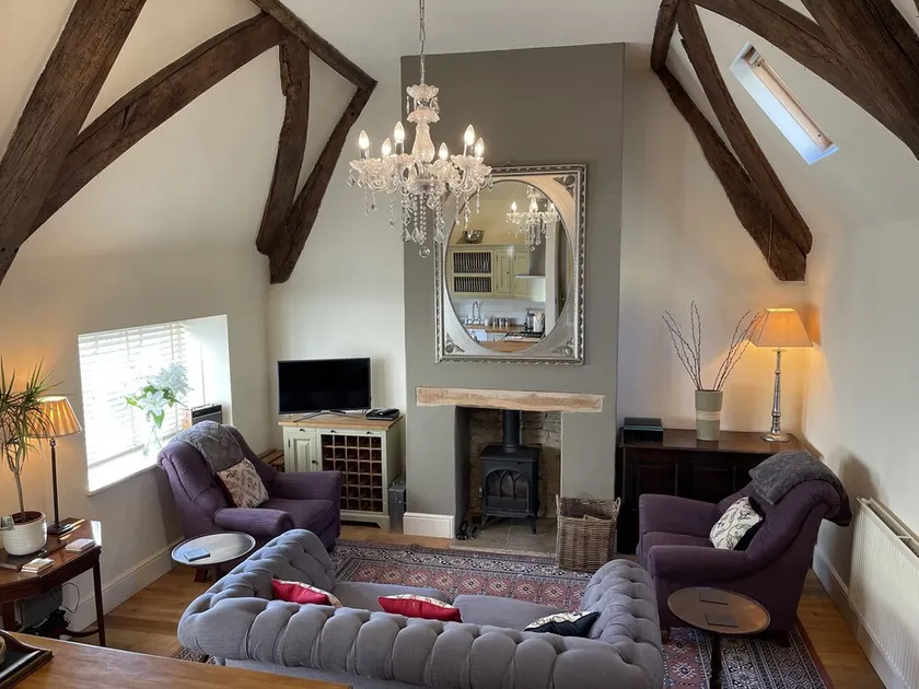 Cirencester, Hauptstadt der Cotswolds - Ruhiges Apartment im Stadtzentrum mit WLAN - Image 1