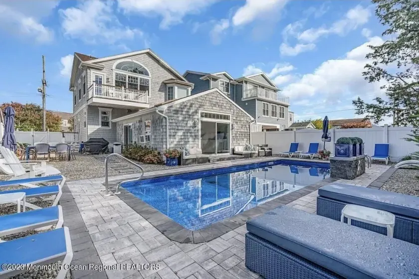 Beautiful Custom Home with Heated Pool in Point Pleasant Beach - Image 1