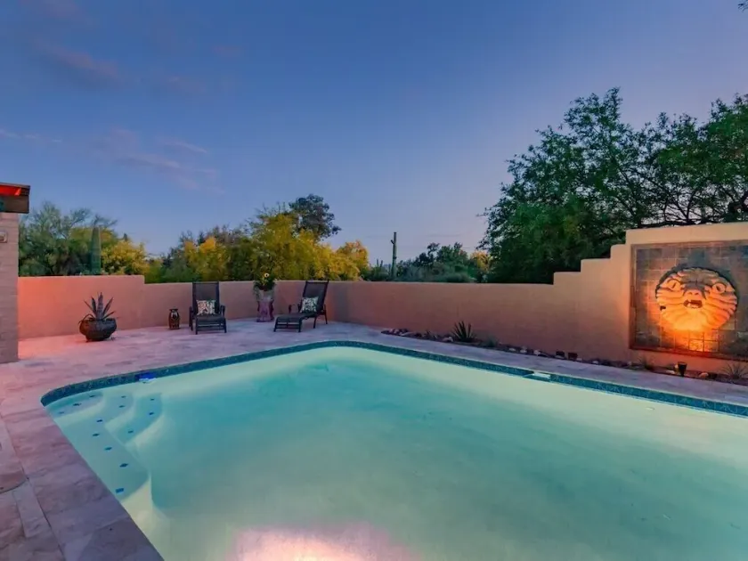 RÉDUCTION DU TAUX D'ÉTÉ, Design du sud-ouest avec maison d'amis, piscine / vie à l'extérieur - Image 1