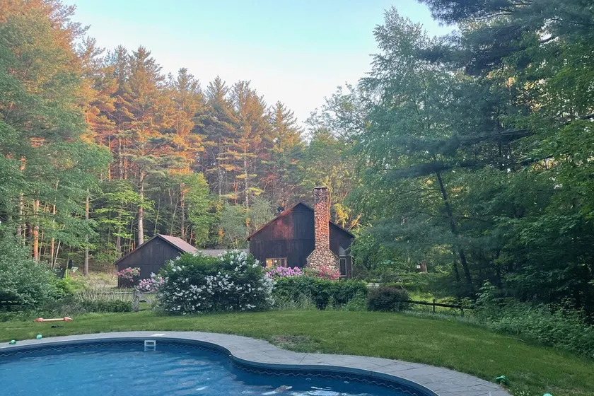 Lovely vacation home on secluded hillside with views and heated pool - Image 1