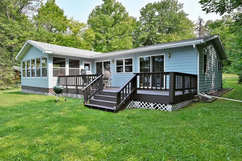 Cable, Wisconsin Cabin Rental - Lake Namakagon Lodging - Image 1
