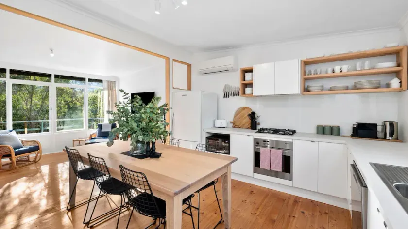 Anglesea Beach House 2 - Image 1