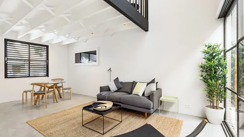 The Loft in historic Pyrmont - Image 1