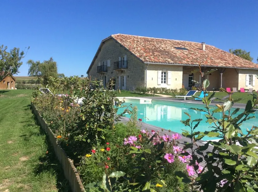 Moderna proprietà di charme classificata 5 * Piscina riscaldata e giardini incredibili - Image 1