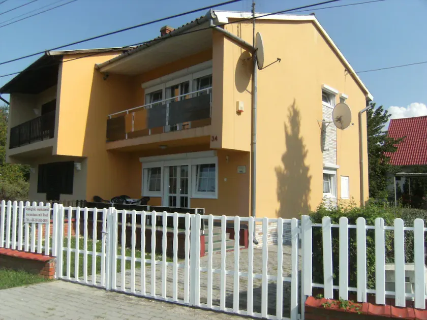 Casa de férias para 5 pessoas com 70m² em Balatonszárszó (110535) - Image 1