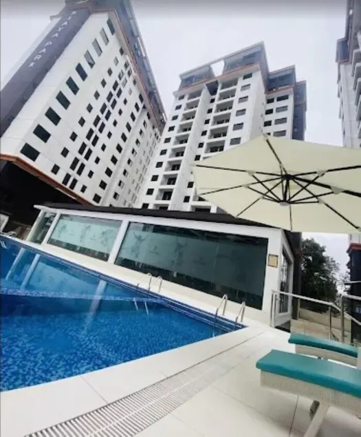 Cozy1BR with gym&pool in SIAYA PARK Kileleshwa - Image 1