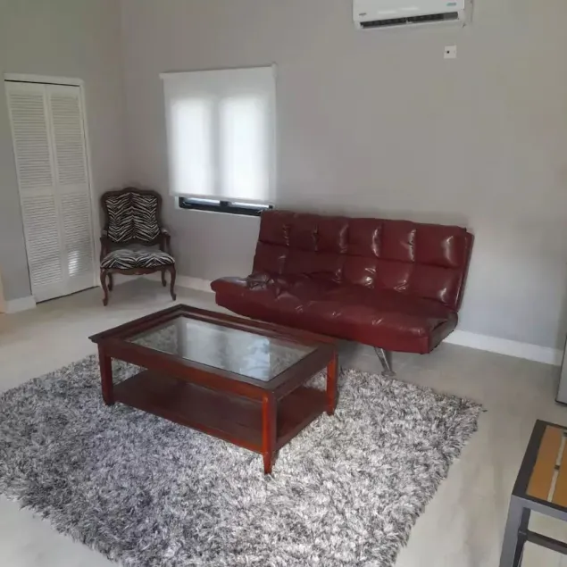 Modern 1 Bedroom with pool next to Goldeneye - Image 1