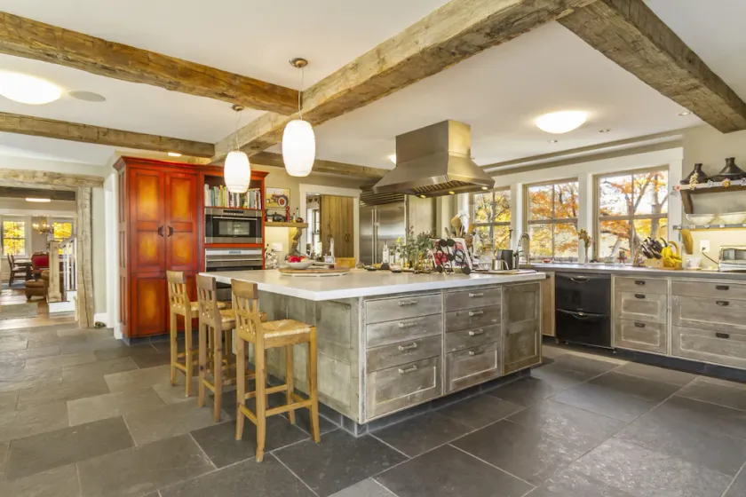 Stunning Farm House, Seacoast, NH - Image 1
