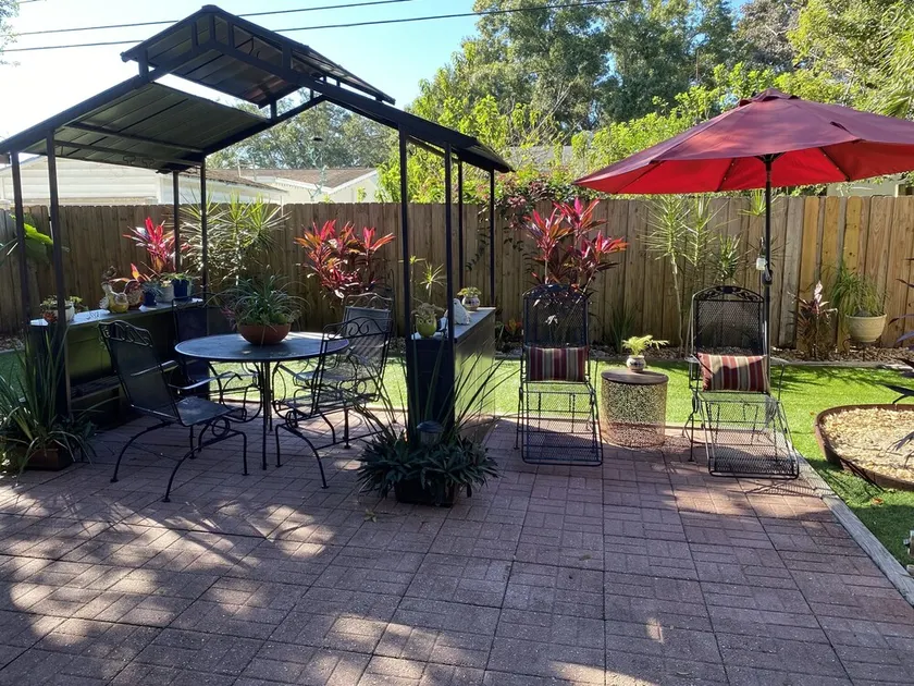 Home away from Home! Close to Beaches and Shops. - Image 1