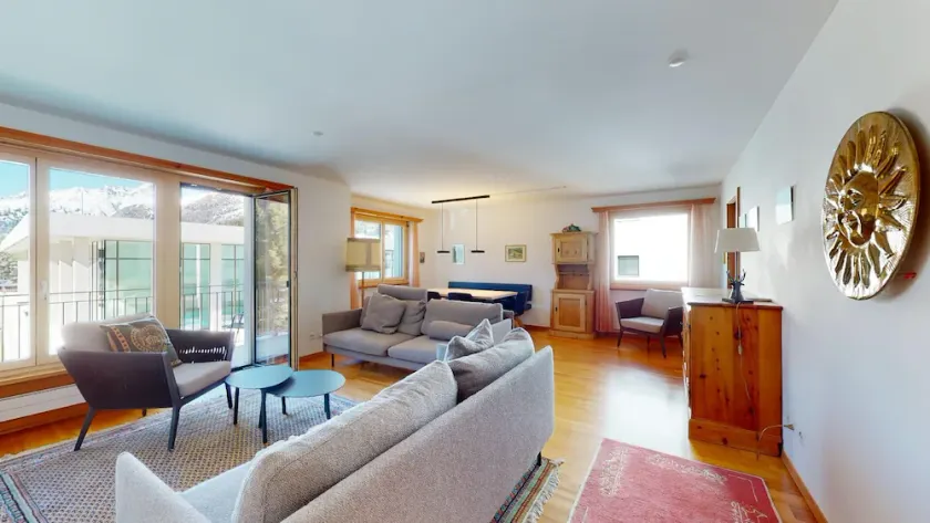 Bright 4-room apartment on the 2nd floor. - Image 1