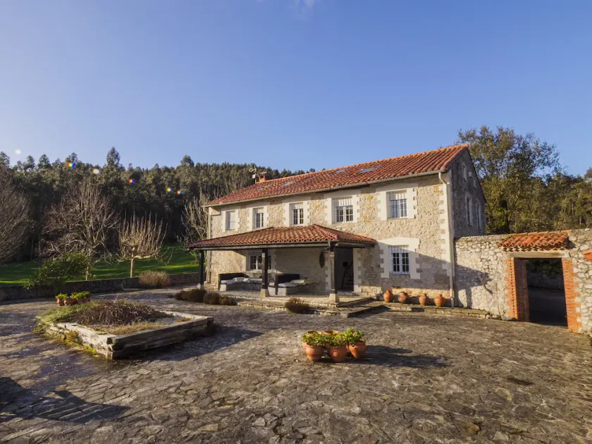 VILLAVERDE DE PONTONES - Image 1