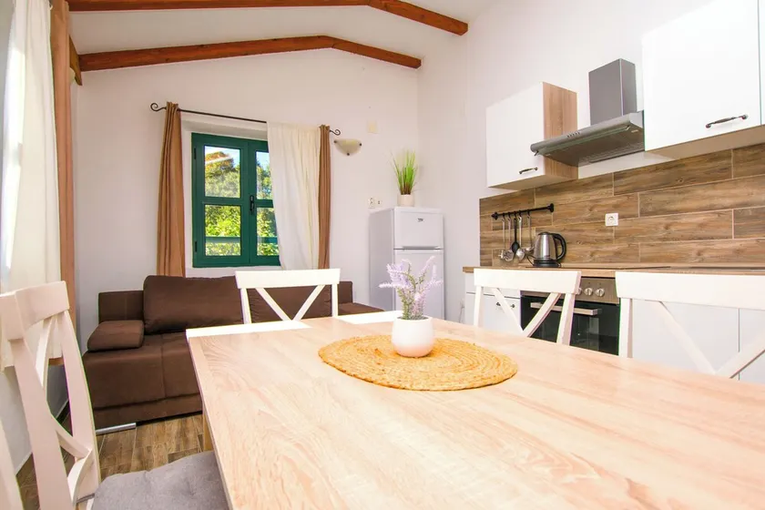 Apartments Tarragon - Image 1