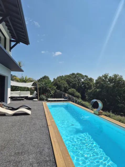 Zen avec Piscine chauffée, Sauna & Jacuzzi entre Biarritz & Hossegor - Image 1