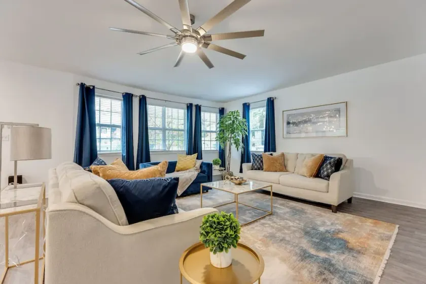 ❤️Luxury Atlanta Home - Free Parking / Self Check-in / 12+ Guest/ 4 Bedrooms ❤️ - Image 1