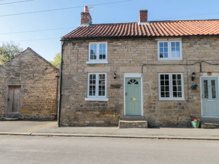 Appletree Cottage - Image 1