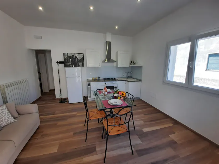 Apartment in Melendugno, just a stone's throw from the sea - Image 1