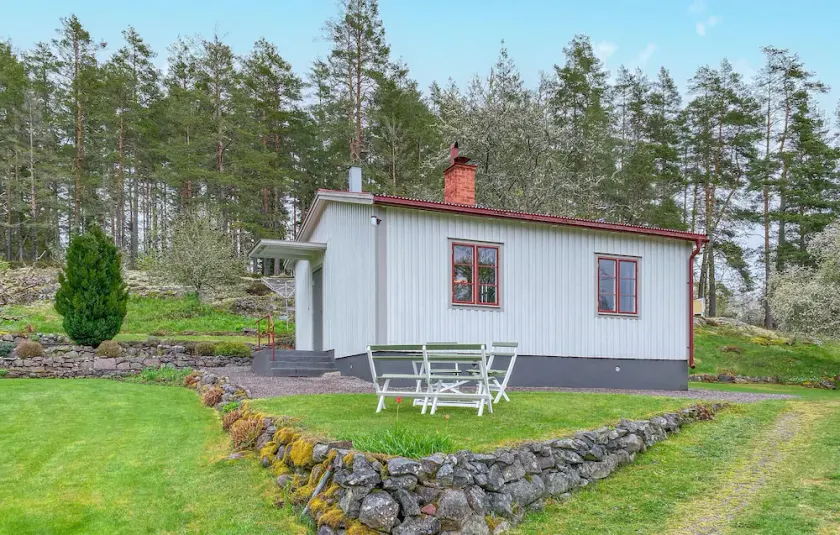 2 Bedroom Amazing Home In Odensvi - Image 1