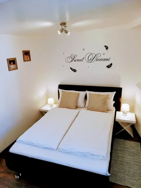 Family and pet-friendly accommodation - Image 1