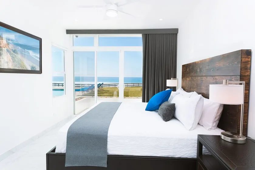 Oceanfront Villa Paz - Image 1