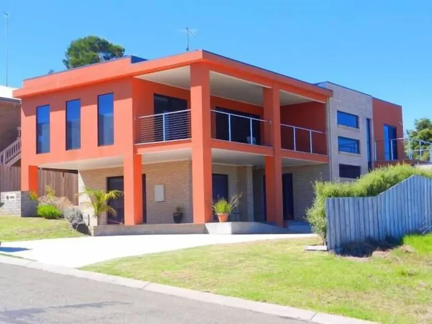 Lakes Entrance Highland Apartment - Image 1