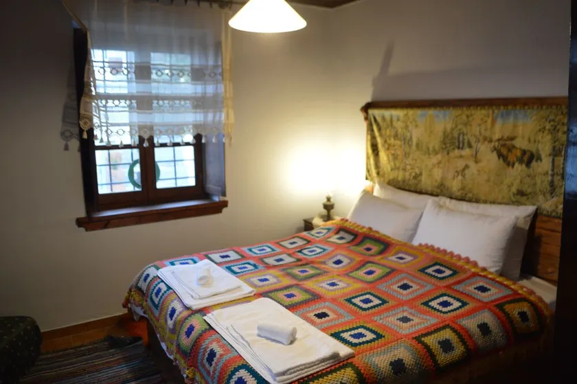 Anna's House - Image 1
