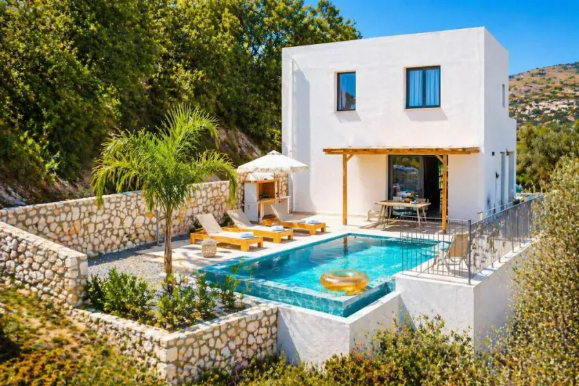 Massari Hills Moon Villa - Image 1