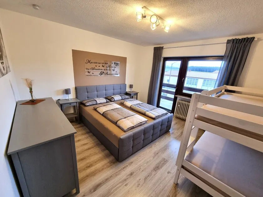 Apartment with 3 bedrooms including bunk beds - Image 1