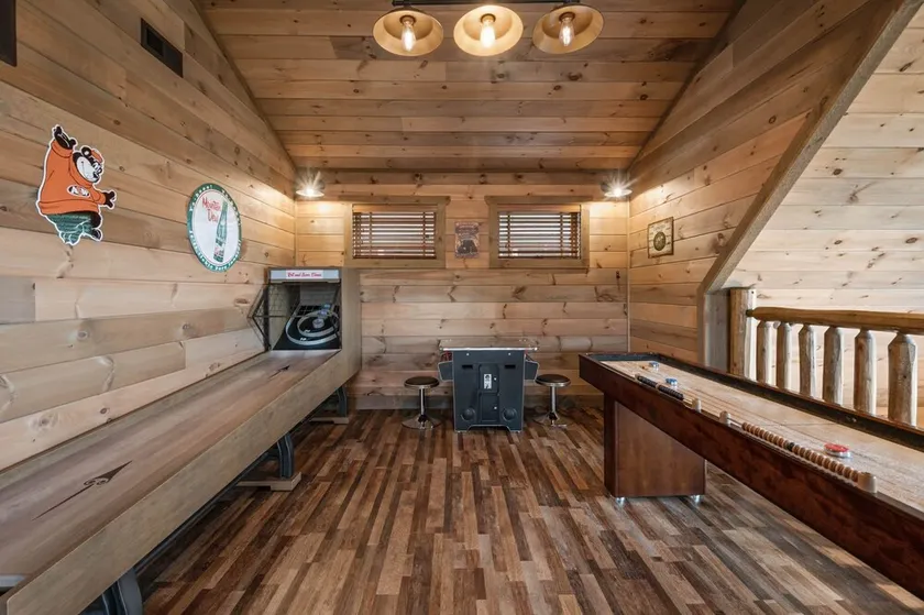 5-BR Cabin w/ Mtn Views, Pool, Hot Tub & Theater - Image 1